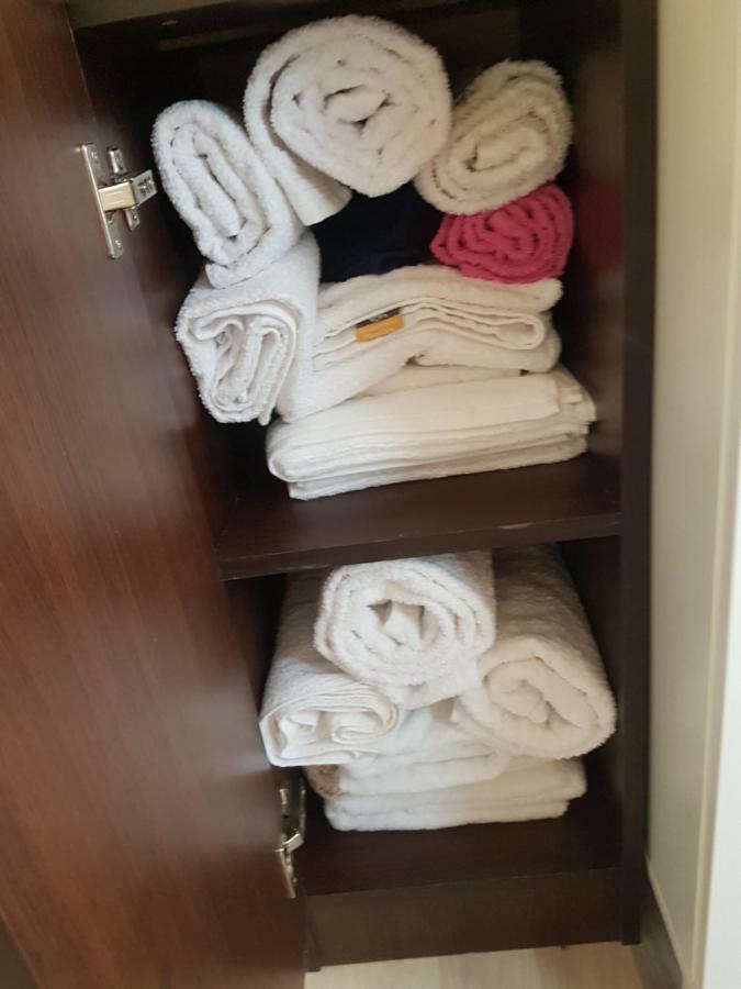 Malavi Guest House Krasen! Comfort&Clean! Luaran gambar