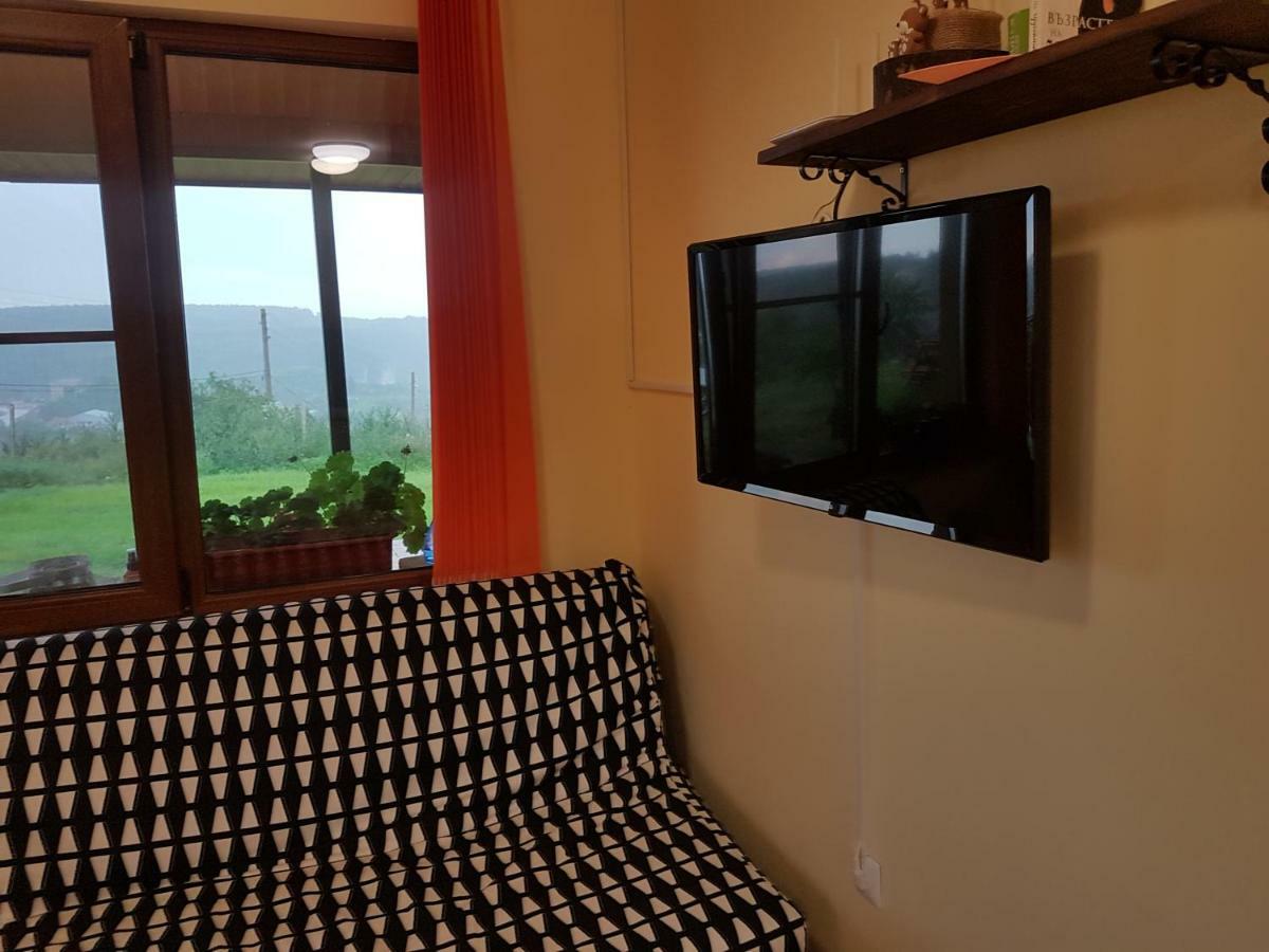 Malavi Guest House Krasen! Comfort&Clean! Luaran gambar